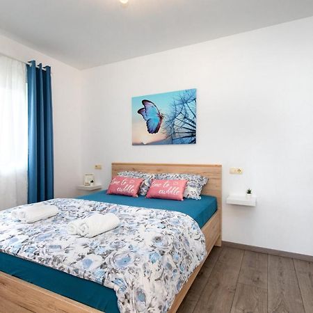 Apartman Jelena Vrbnik Eksteriør billede